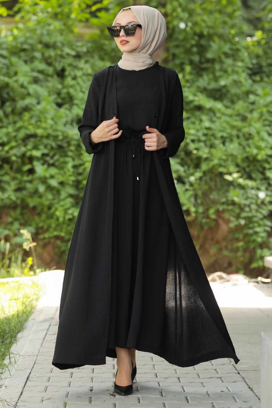 black jumpsuit style