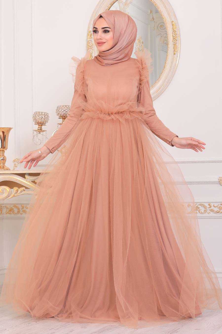 gold dress with hijab