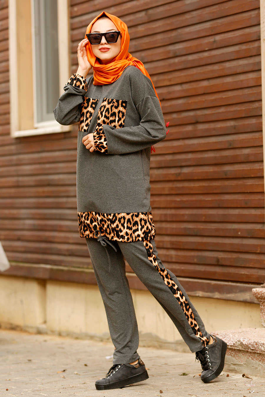 102 cm pants size